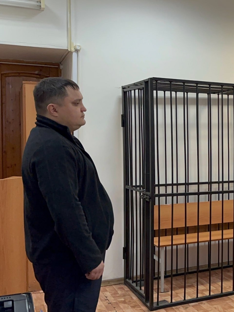 10,5 лет колонии за наркоторговлю: суд в Нижнем Тагиле вынес приговор организатору сбыта с тайниками и онлайн-переводами | Житель Нижнего Тагила осуждён на 10,5 лет за сбыт наркотиков