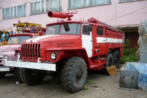 В Перми горит завод В Перми горит завод