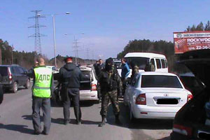 Полицейские продолжают проверку по факту движения автоколонны в Сургуте