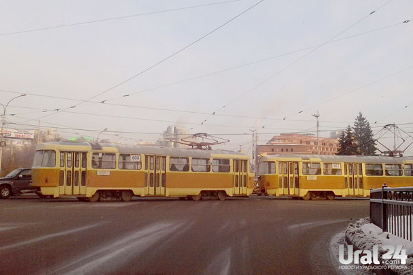 "Передавайте за проезд" или почему сферу общественного транспорта так лихорадит?