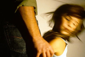 В Первоуральске жертвой педофила стала 2-х летняя девочка В Первоуральске жертвой педофила стала 2-х летняя девочка