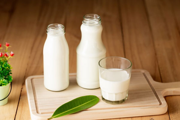 В Ирбите из магазина изъяли 300 кг нестандартной молочки | На Урале в магазине торговали скисшей молочной продукцией В Ирбите из магазина изъяли 300 кг нестандартной молочки | На Урале в магазине торговали скисшей молочной продукцией