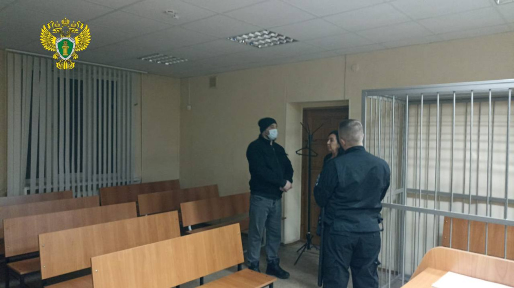 Житель Нижнего Тагила признан виновным в умышленном наезде на пешехода — женщина погибла на месте | Жителя Нижнего Тагила осудили за убийство женщины-пешехода 