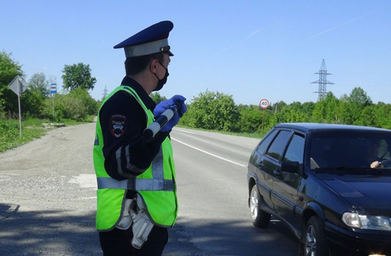 Соблюдение ПДД водителями, перевозящими детей, проверят сотрудники Госавтоинспекции Свердловской области Соблюдение ПДД водителями, перевозящими детей, проверят сотрудники Госавтоинспекции Свердловской области