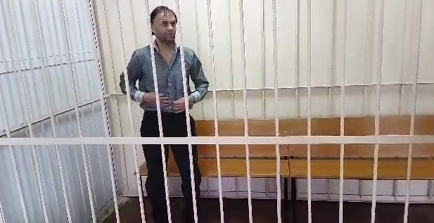 Подозреваемый в жестоких убийствах, изнасилованиях и похищениях находится под стражей