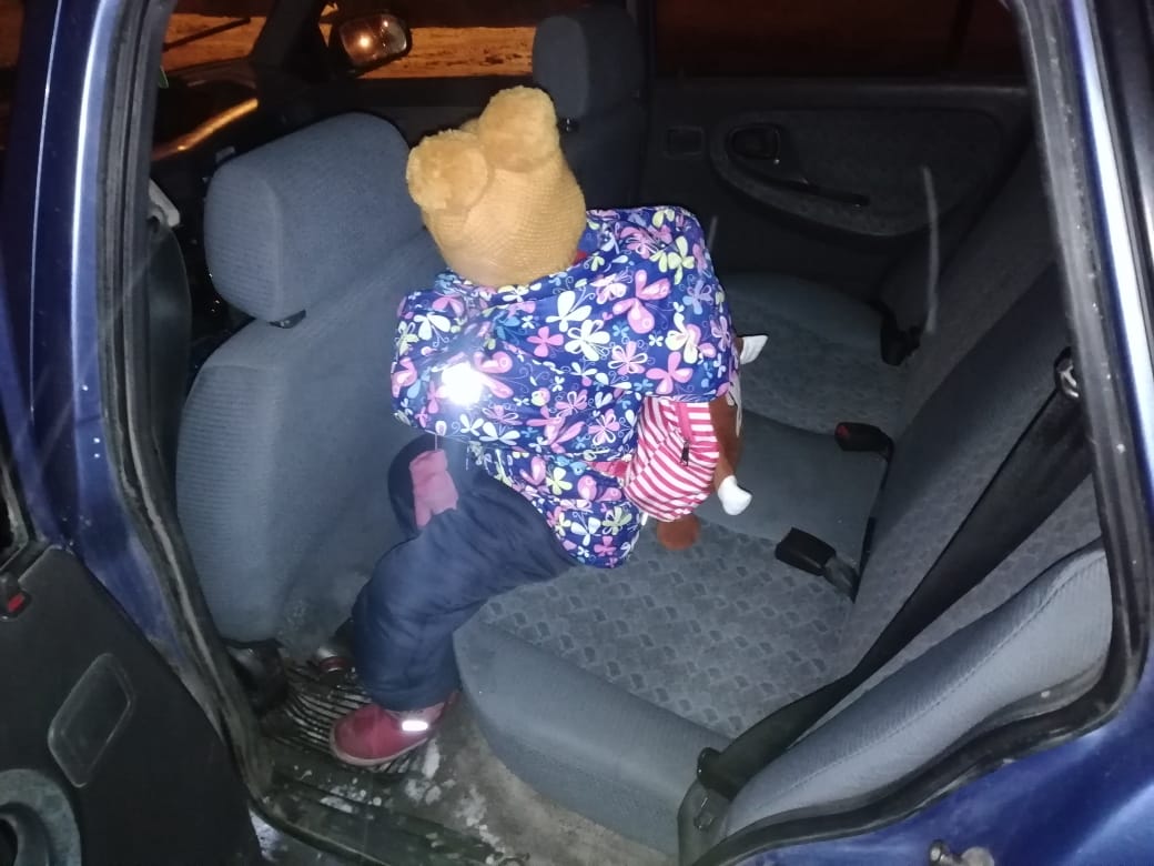 За минувшие сутки в Свердловской области выявлено свыше 400 нарушений правил перевозки детей в автомобилях За минувшие сутки в Свердловской области выявлено свыше 400 нарушений правил перевозки детей в автомобилях