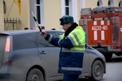 В Перми водитель снес на тротуаре четверых детей