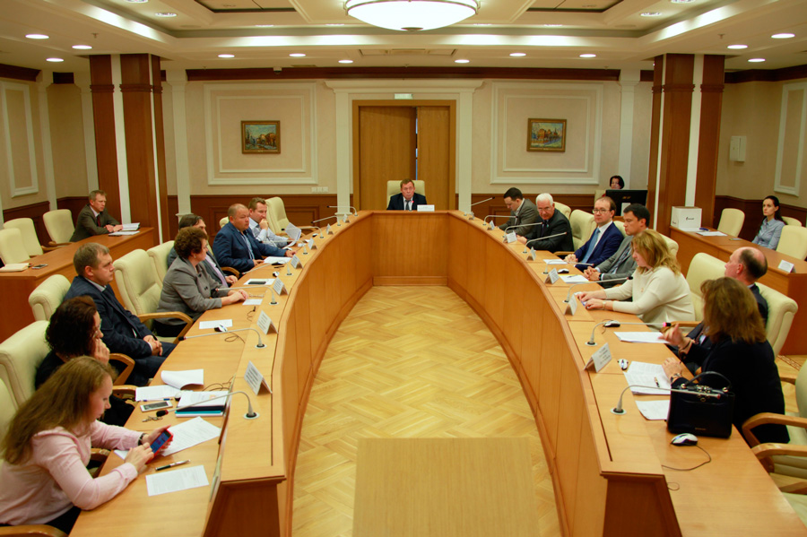 Депутаты выработали рекомендации в связи с применением двухкомпонентных тарифов на горячую воду