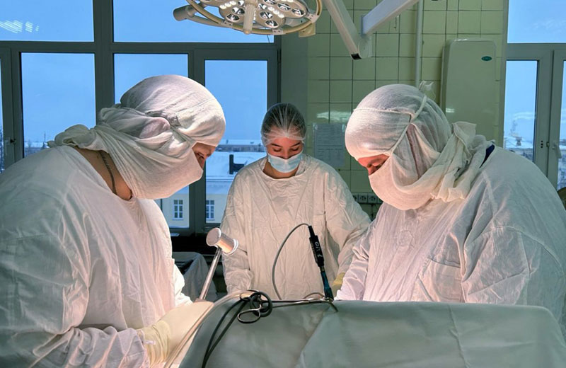 В Свердловской детской больнице спасли от эпилепсии пятилетнего мальчика | Нейрохирурги Урала спасли мальчика от приступов: инновационная операция в детской больнице