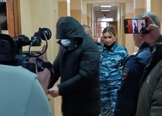 Был в гостях — подробности убийства семьи на Урале в 1993 году  | Стали известны детали убийства семерых уральцев 32 года назад 