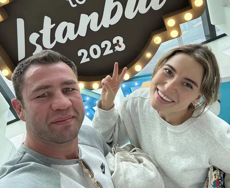 Парень женщины, арестованной на Урале за измену, заступился за неё 