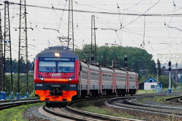 Пассажиры пригородных поездов СвЖД смогут получить скидку в краеведческий музей в Екатеринбурге