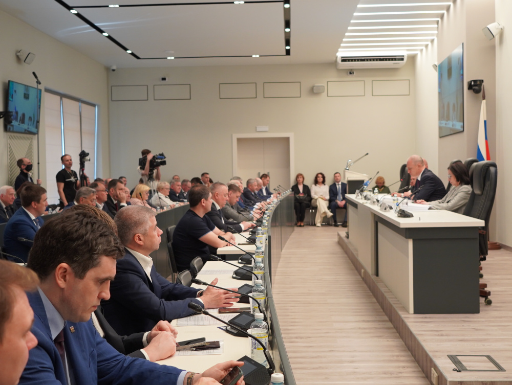 В Челябинске упразднили внутригородские районы  | Дума Челябинска серьёзно изменила систему управления городом 