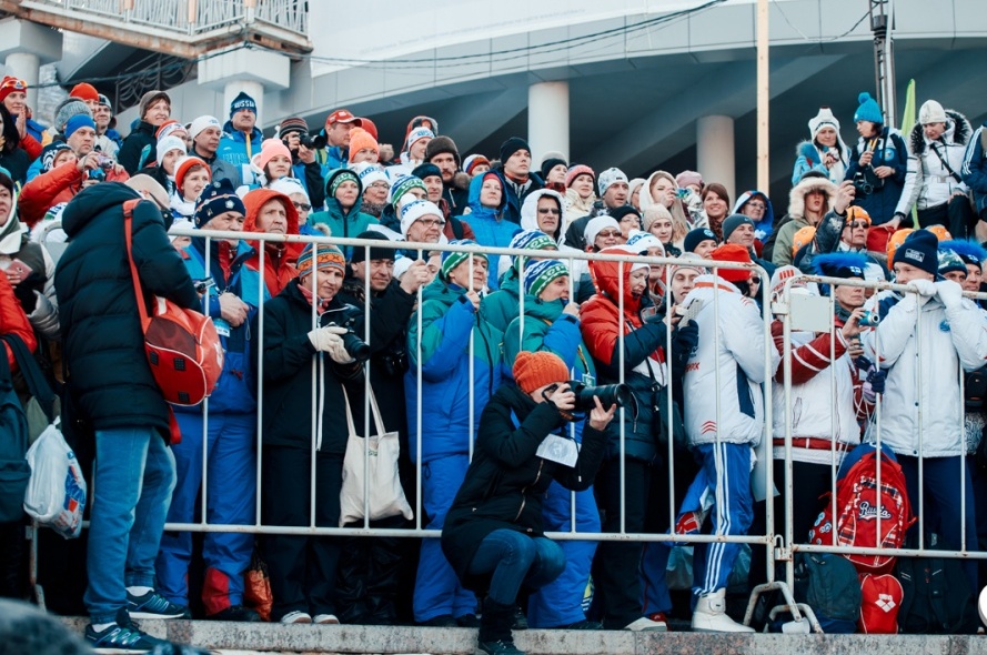 Сотрудники полиции обеспечили безопасность граждан на чемпионате мира по зимнему плаванию Сотрудники полиции обеспечили безопасность граждан на чемпионате мира по зимнему плаванию